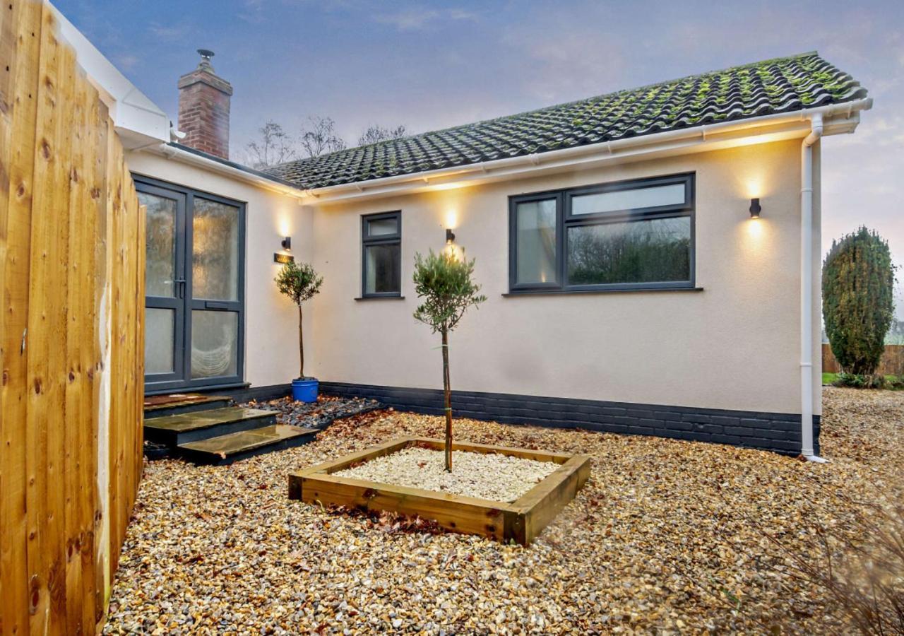 Sanabrin And Little Brin Villa Weasenham Exterior photo